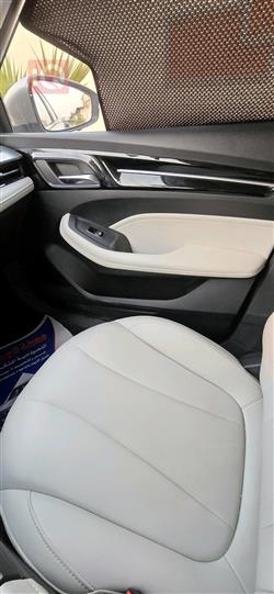 MG 5 Plus